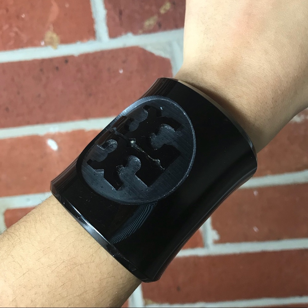 TORY BURCH BLACK LUCITE CUFF/ BRACELET